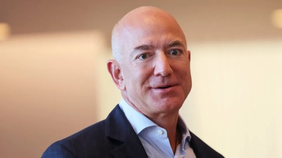 Jeff Bezos says every startup is unlikely to work, thought Amazon had only a 30 percent chance of success - India Today