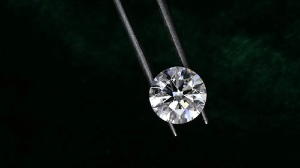 Free Round Diamond Stock Photo